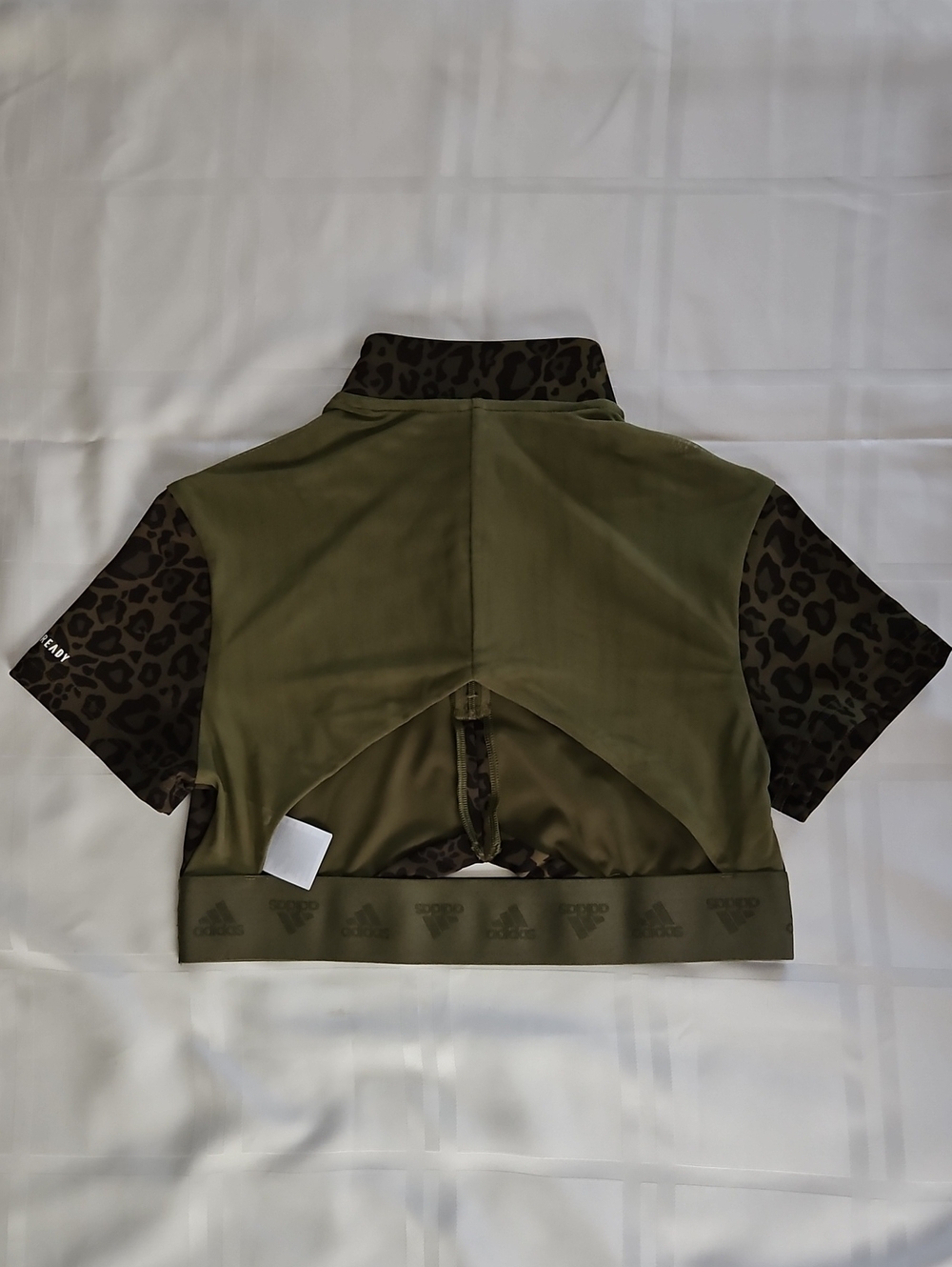 Adidas Leopard Print Activewear Set, Size Medium, Olive - Picture 7 of 9